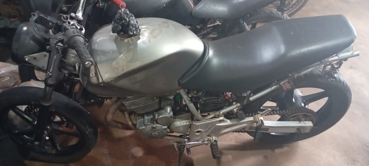 Foto 2 de 8 — Megaoperação prende três e apreende armas e drogas em Américo Brasiliense